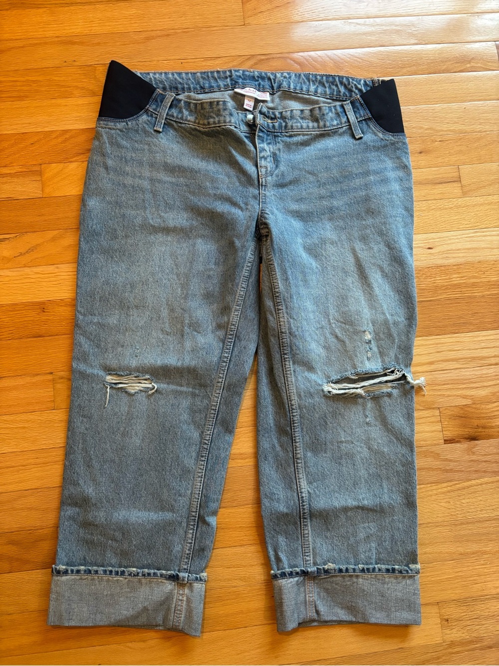 Maternity Lot - capsule wardrobe sizes medium to large. - Picture 5 of 16